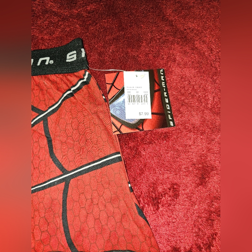 Marvel Spider-Man Red Web Shorts - Picture 3 of 6